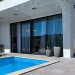 Βίλα Casa & Casa Pace *